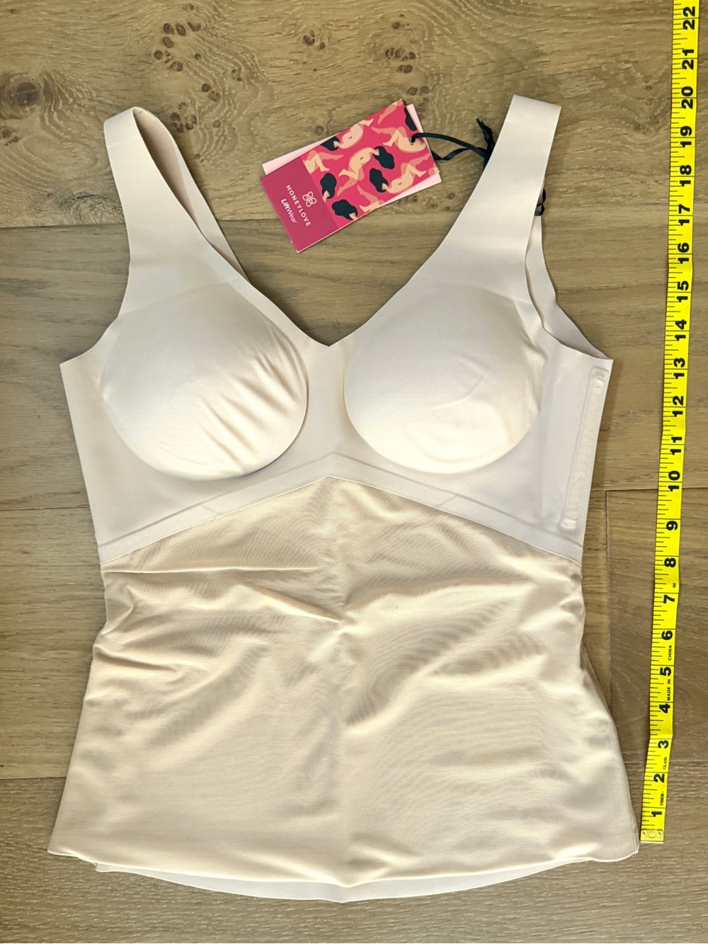 NWT Honeylove LiftWear Smoothing Tank Built-In Bra Shapewear Beige Snatched Med - Picture 10 of 16